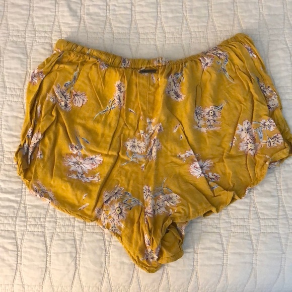 Billabong Sea Dunes Printed Woven Shorts - Picture 8 of 8